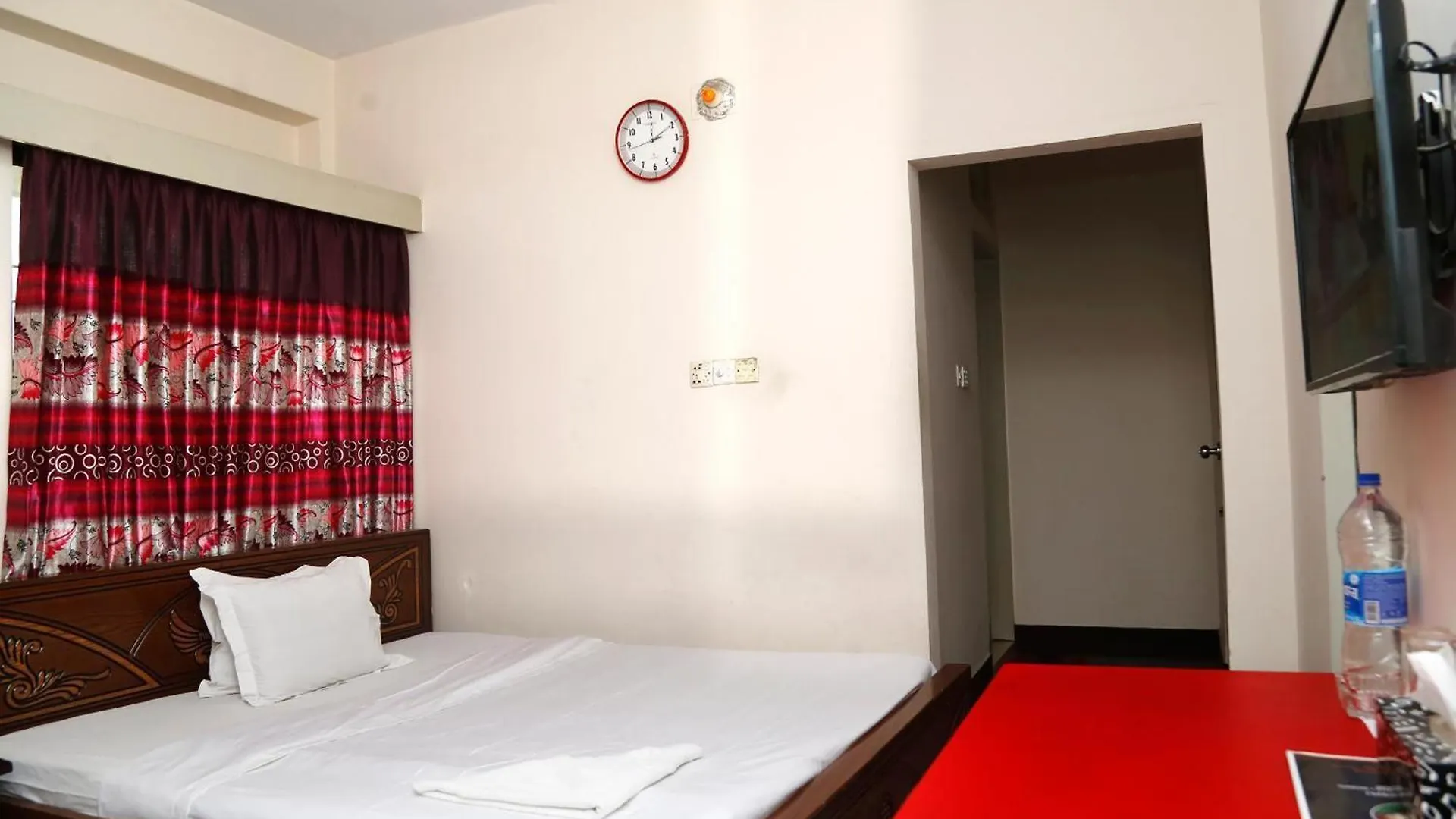 Hotel Luxury Inn Dhaka Bangladesh
