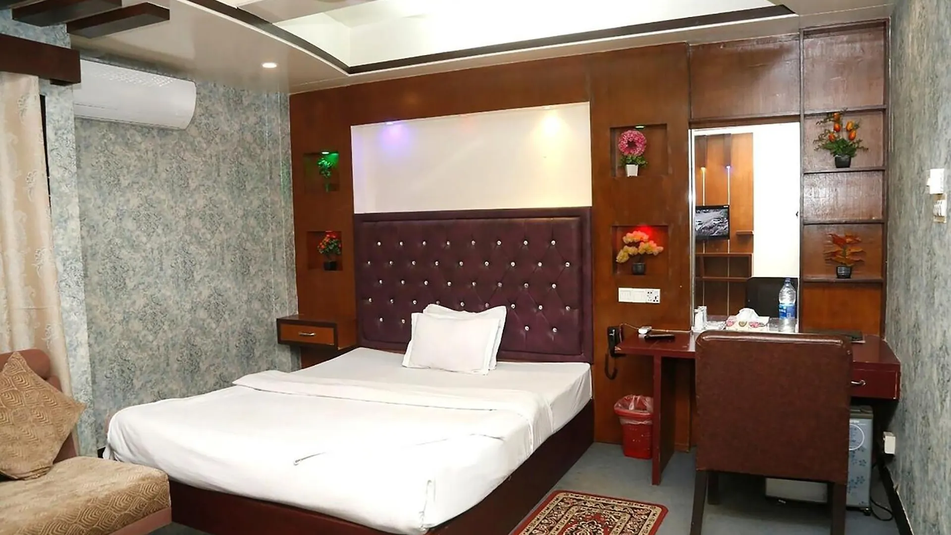 ***  Hotel Luxury Inn Dhaka Bangladesh