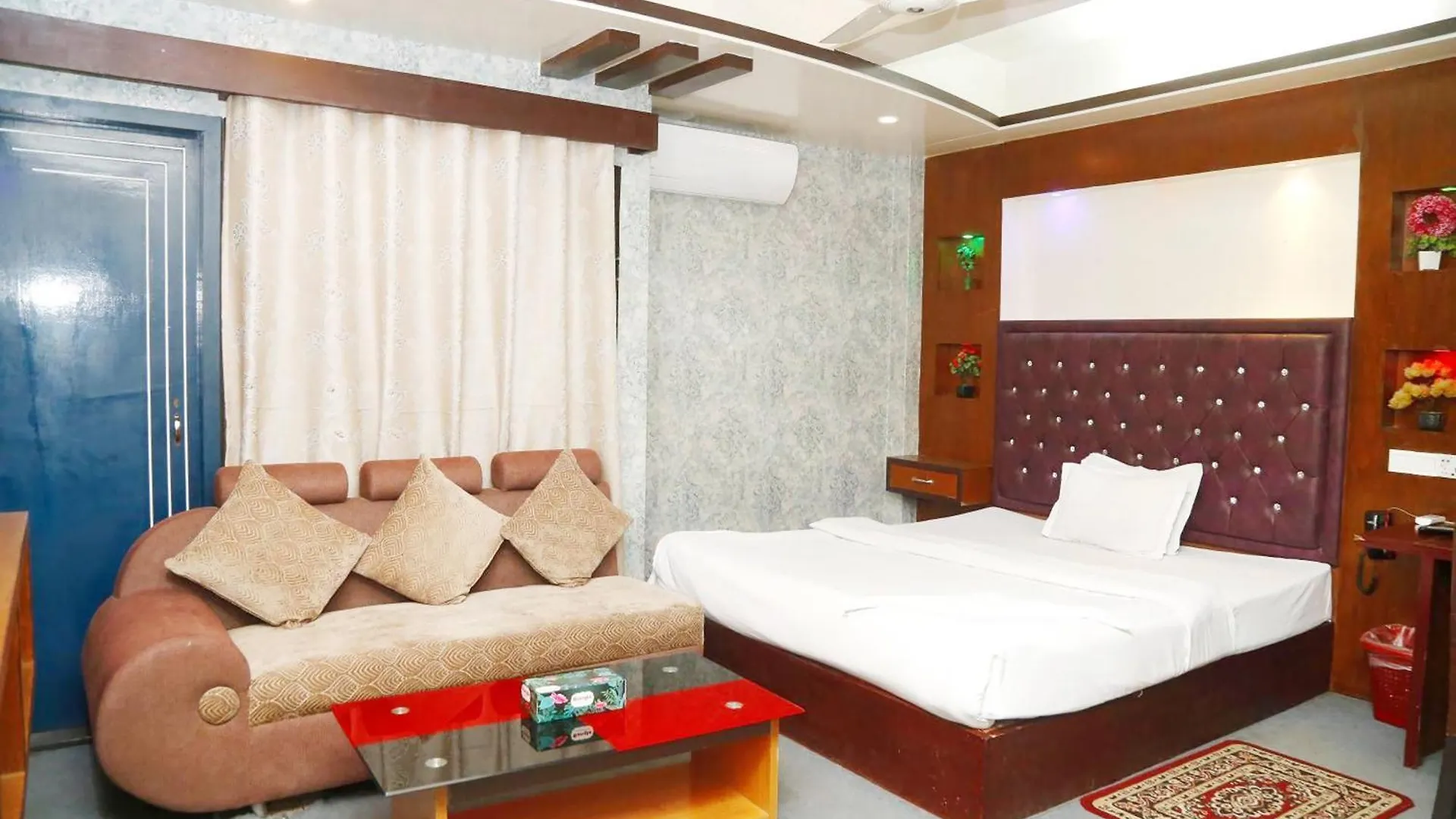 Hotel Luxury Inn Dhaka